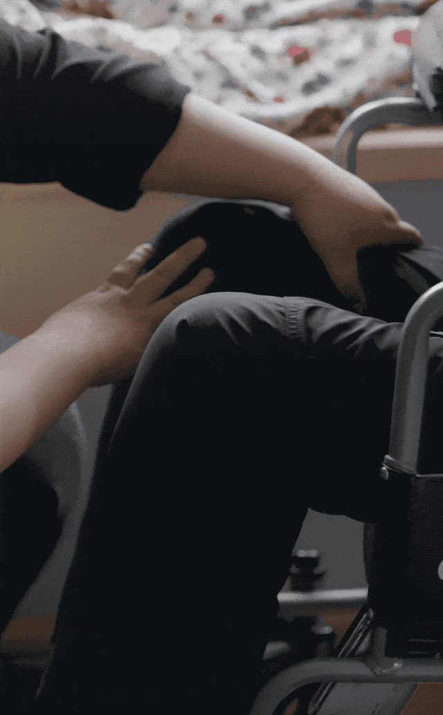 南京人的互助养老火了:陪诊、买药、上门陪聊,不花一分钱